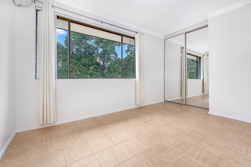 Photo - 6/3-7 Wilde Street, Carramar NSW 2163 - Image 6