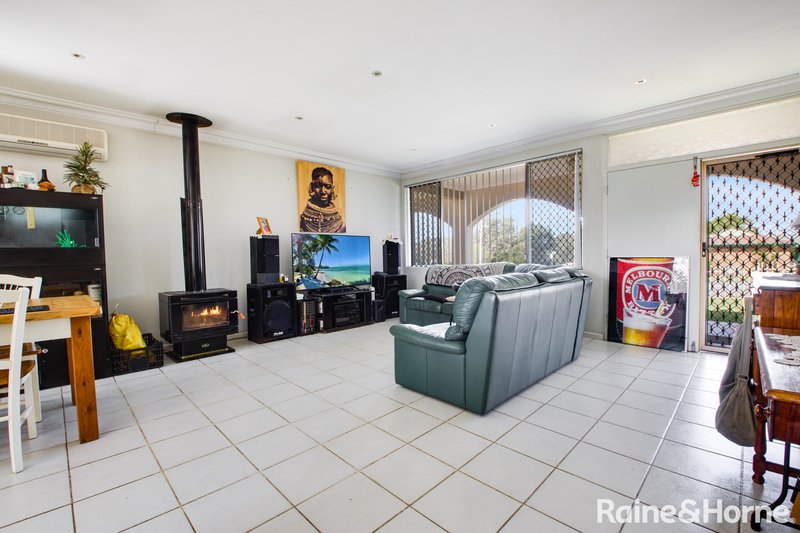 Photo - 63 Acacia Avenue, Lake Munmorah NSW 2259 - Image 4