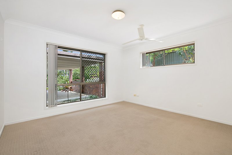 Photo - 63 Achilles Drive, Springwood QLD 4127 - Image 6