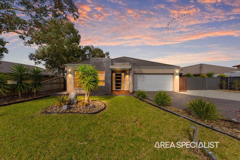 Photo - 63 Banjo Paterson Drive, Pakenham VIC 3810 - Image 1