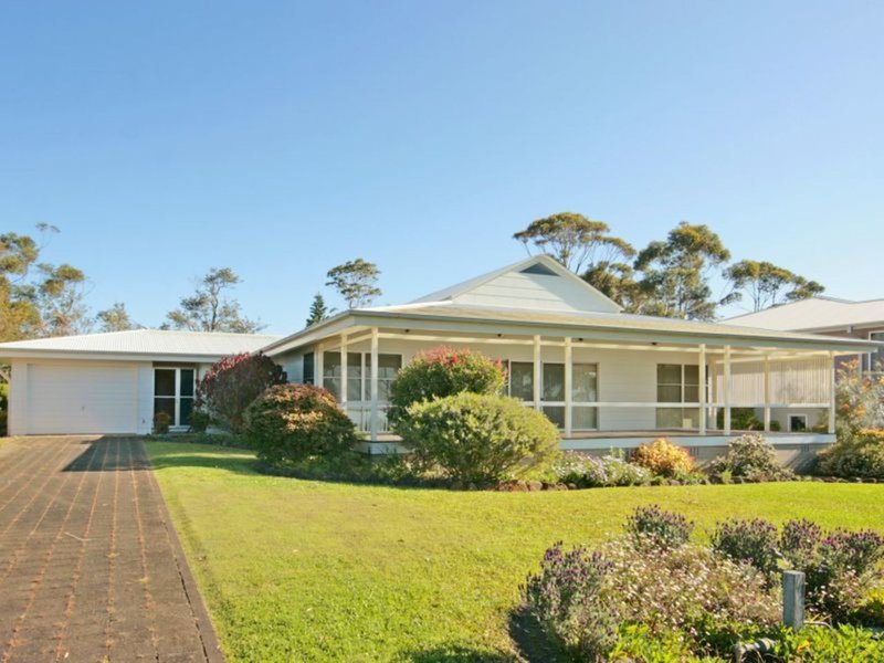 63 Bannister Head Road, Mollymook NSW 2539