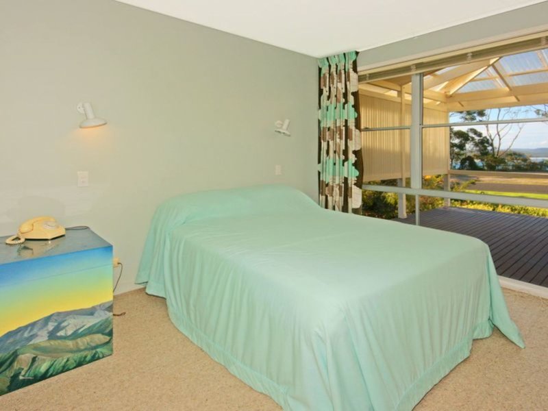 Photo - 63 Bannister Head Road, Mollymook NSW 2539 - Image 9