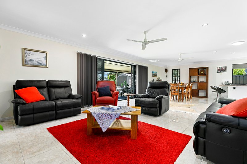 Photo - 63 Beach Drive, Burrum Heads QLD 4659 - Image 6