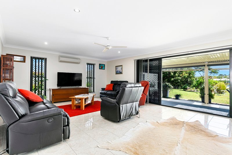 Photo - 63 Beach Drive, Burrum Heads QLD 4659 - Image 7