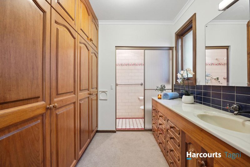 Photo - 63 Bellaview Road, Flagstaff Hill SA 5159 - Image 15