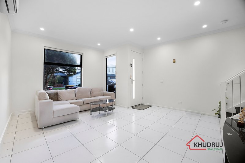 Photo - 6/3 Bellin Street, Laverton VIC 3028 - Image 5