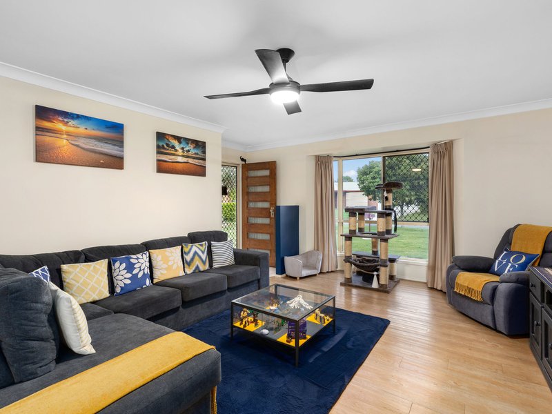 Photo - 63 Bernadette Cres , Rosewood QLD 4340 - Image 2