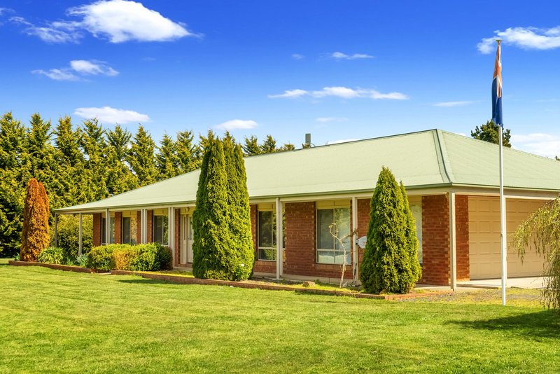 Photo - 63 Blakeville Road, Ballan VIC 3342 - Image 3