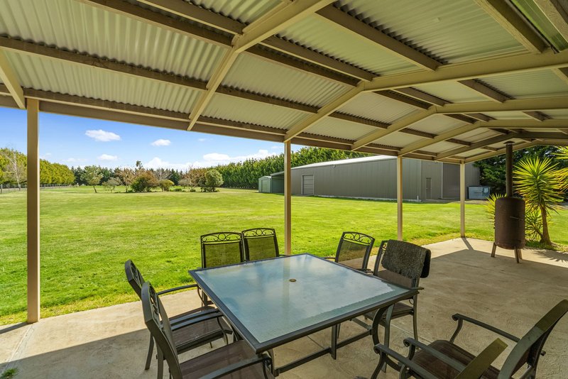 Photo - 63 Blakeville Road, Ballan VIC 3342 - Image 24