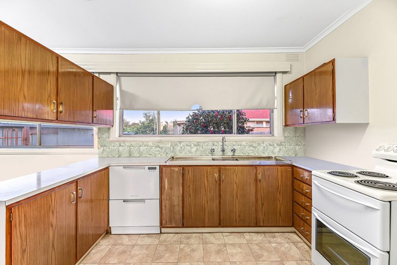 Photo - 63 Bloomfield Road, Noble Park VIC 3174 - Image 4