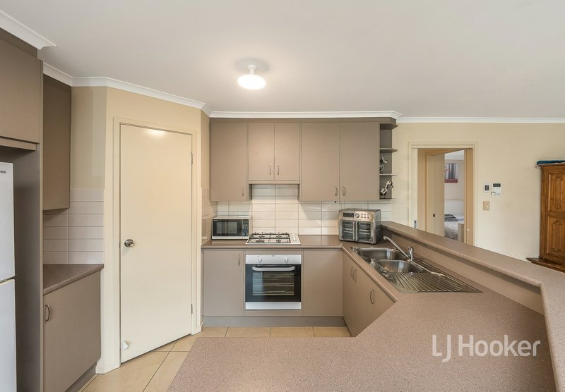 Photo - 63 Bluestone Drive, Mount Barker SA 5251 - Image 6