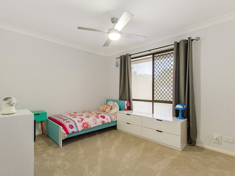 Photo - 63 California Drive, Oxenford QLD 4210 - Image 18