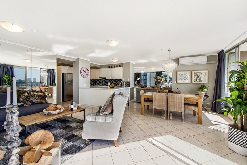 Photo - 63 Cavill Avenue, Surfers Paradise QLD 4217 - Image 6