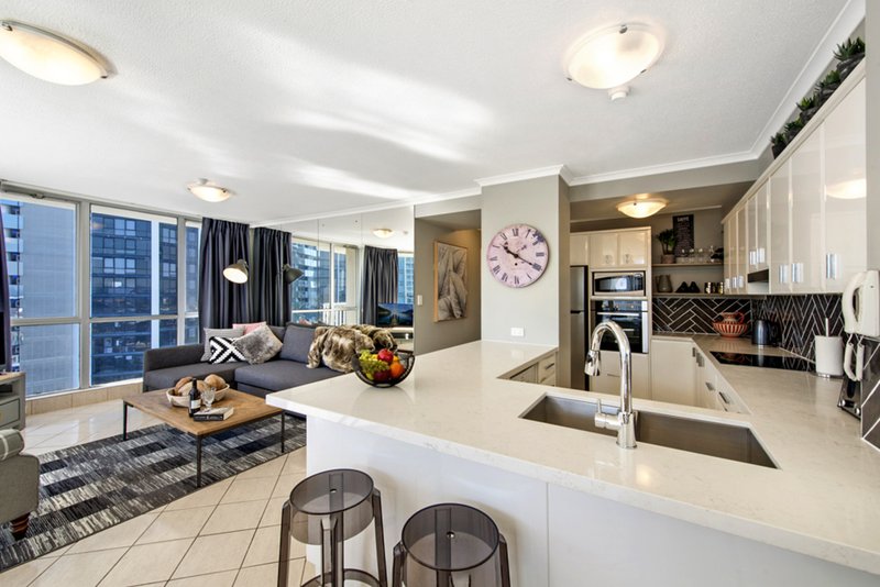 Photo - 63 Cavill Avenue, Surfers Paradise QLD 4217 - Image 9