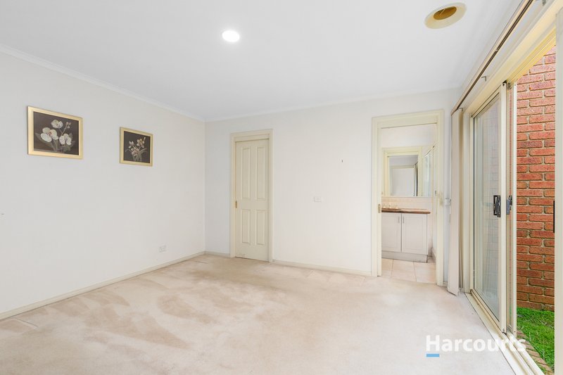 Photo - 63 Clauscen Drive, Rowville VIC 3178 - Image 7