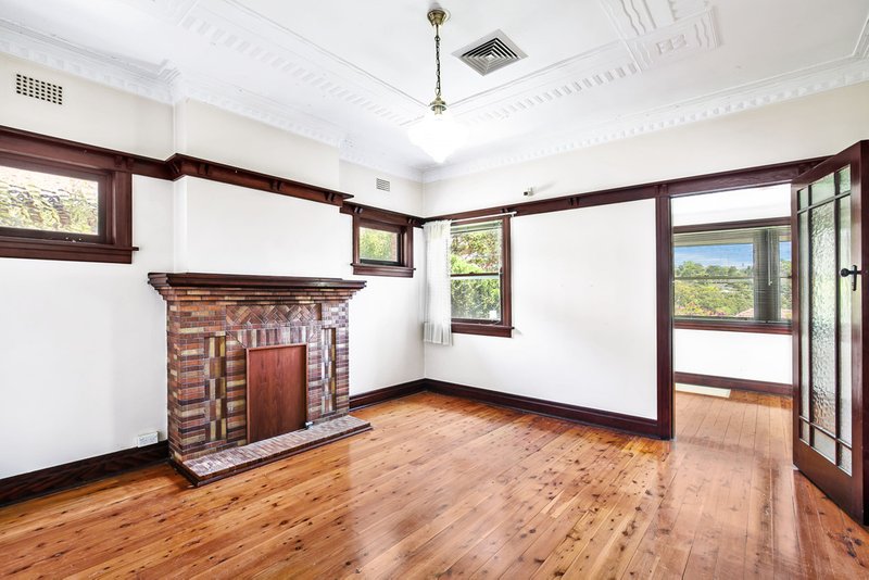 Photo - 63 Cliff Avenue, Northbridge NSW 2063 - Image 2