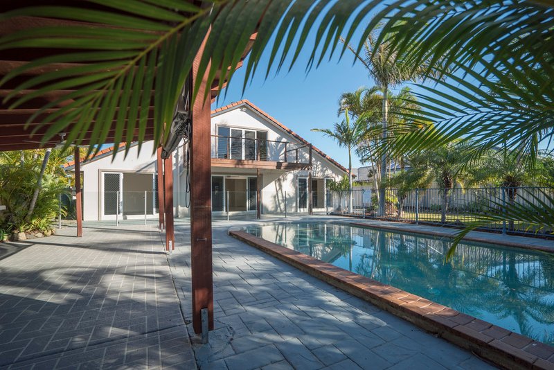 63 Cosmos Avenue, Banksia Beach QLD 4507