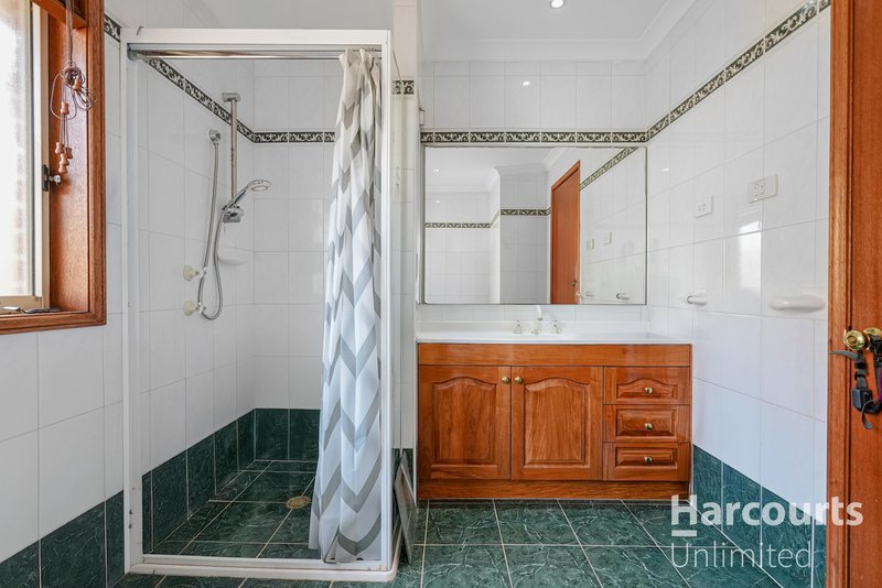 Photo - 63 Crawford Road, Doonside NSW 2767 - Image 13