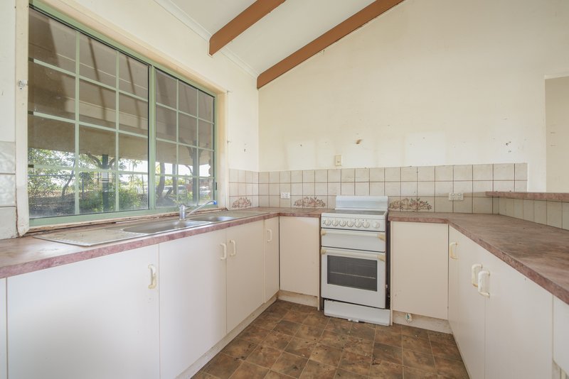 Photo - 63 Cremorne Drive, Tannum Sands QLD 4680 - Image 2