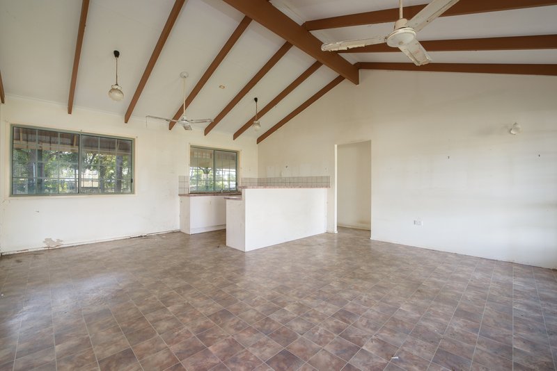 Photo - 63 Cremorne Drive, Tannum Sands QLD 4680 - Image 3