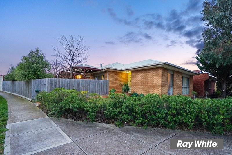 Photo - 63 Deloraine Drive, Hoppers Crossing VIC 3029 - Image 5