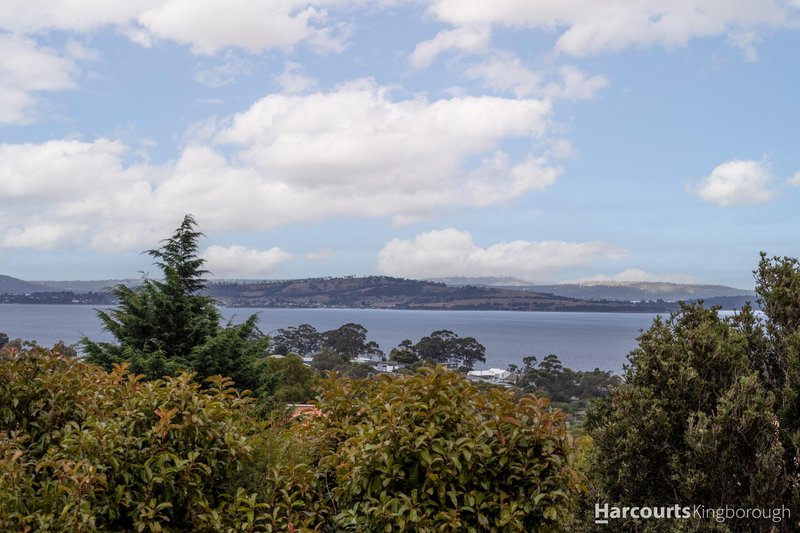 Photo - 63 Diamond Drive, Blackmans Bay TAS 7052 - Image 4