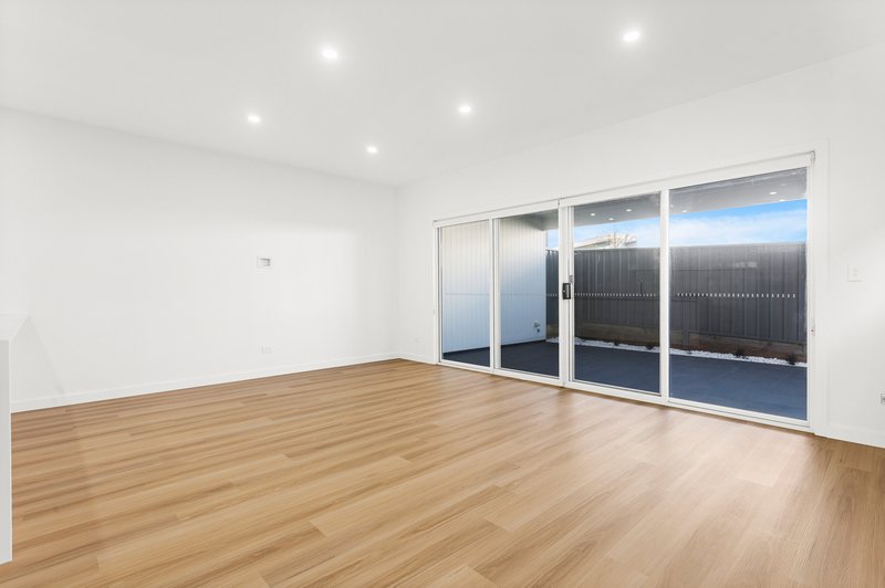 Photo - 63 Dunmore Road, Shell Cove NSW 2529 - Image 3