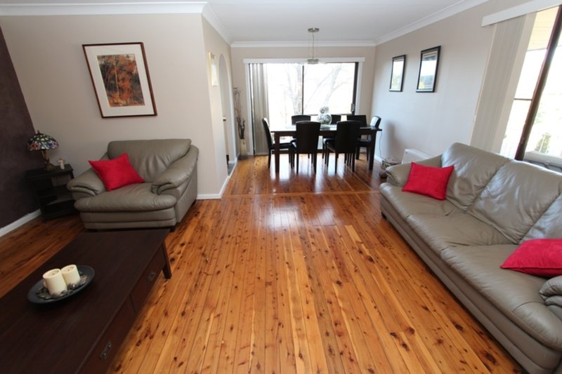 Photo - 63 Edgell Street, West Bathurst NSW 2795 - Image 2