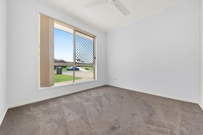 Photo - 63 Emmadale Drive, New Auckland QLD 4680 - Image 7