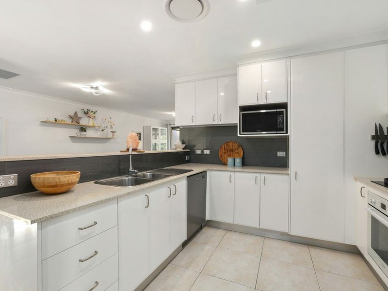 Photo - 6/3 Fantail Avenue, Warriewood NSW 2102 - Image 3