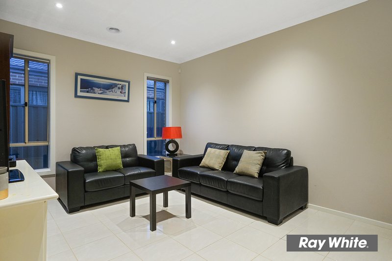 Photo - 63 Felix Way, Tarneit VIC 3029 - Image 6