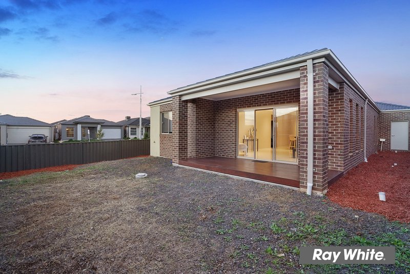 Photo - 63 Felix Way, Tarneit VIC 3029 - Image 12