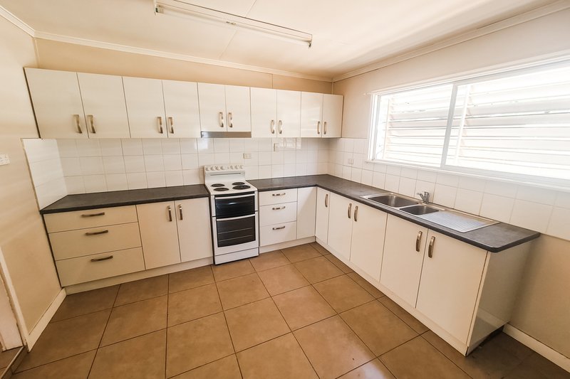 Photo - 63 George Street, Mount Isa QLD 4825 - Image 4