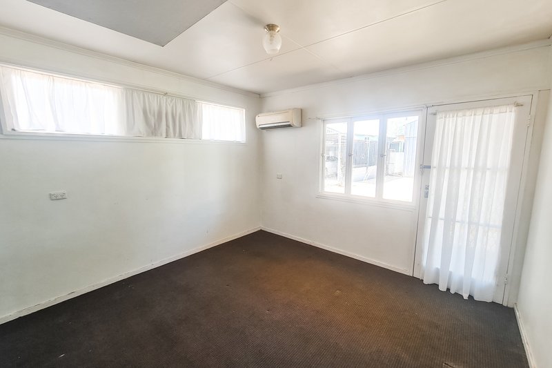 Photo - 63 George Street, Mount Isa QLD 4825 - Image 5