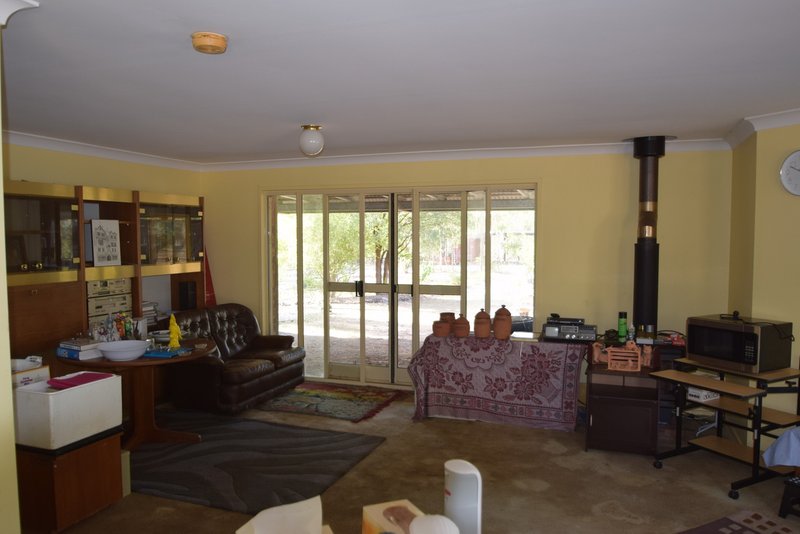 Photo - 63 Gloucester Court, Mount Hallen QLD 4312 - Image 9