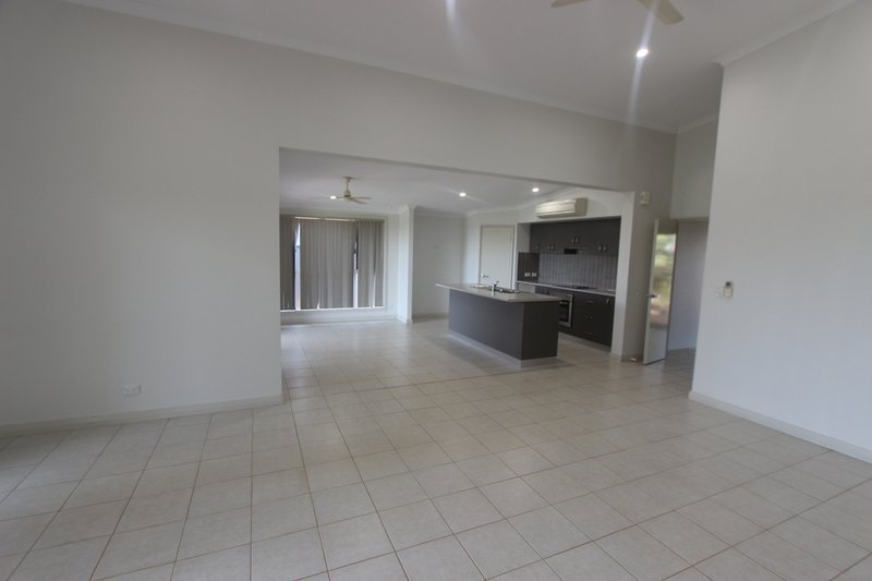 Photo - 63 Goshawk Circle, Nickol WA 6714 - Image 2