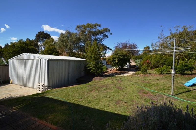 Photo - 63 Goulburn Street, Seymour VIC 3660 - Image 11