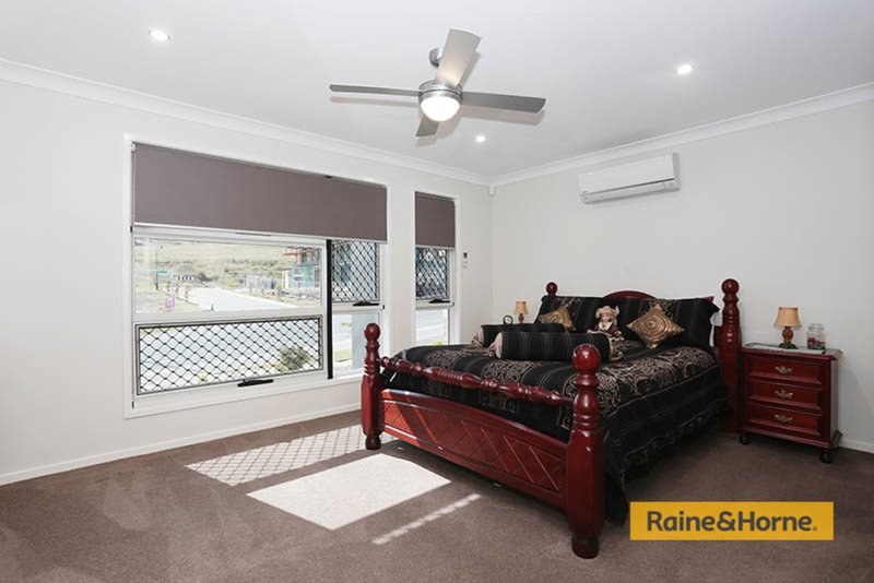 Photo - 63 Greenview Avenue, South Ripley QLD 4306 - Image 5