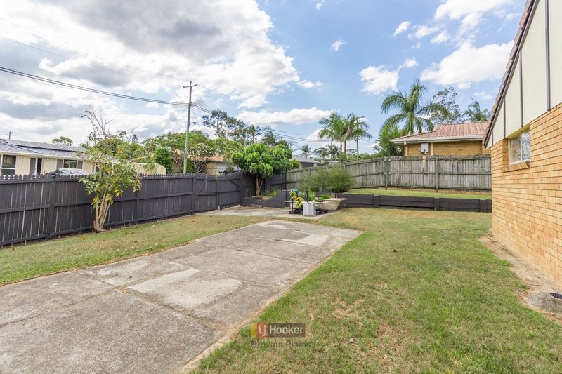 Photo - 63 Haldham Crescent, Regents Park QLD 4118 - Image 6