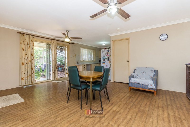 Photo - 63 Haldham Crescent, Regents Park QLD 4118 - Image 7