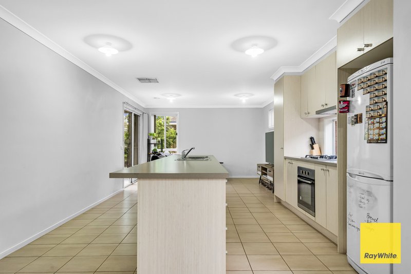 Photo - 63 Hamish Drive, Tarneit VIC 3029 - Image 8