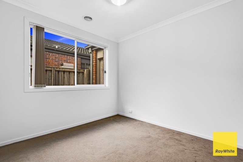 Photo - 63 Hamish Drive, Tarneit VIC 3029 - Image 12