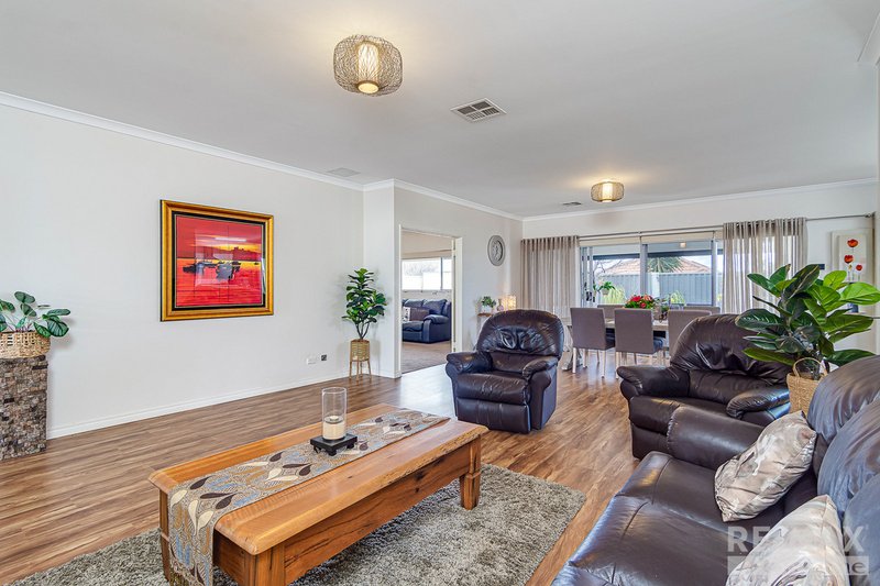 Photo - 63 Hardcastle Avenue, Landsdale WA 6065 - Image 16