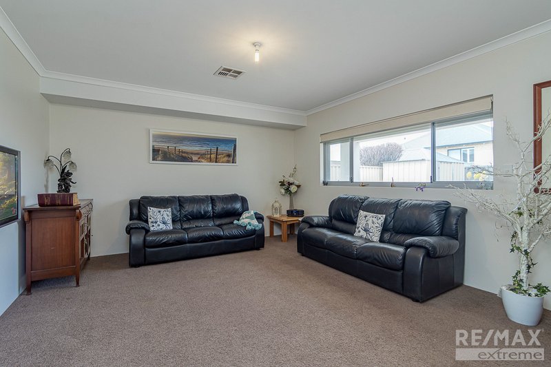 Photo - 63 Hardcastle Avenue, Landsdale WA 6065 - Image 18