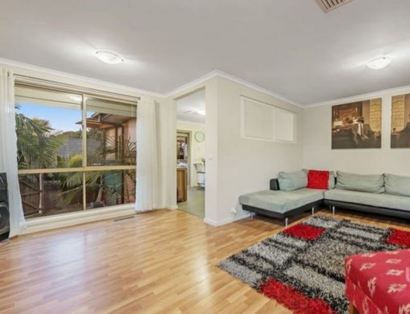 Photo - 63 Harricks Cresent , Attwood VIC 3049 - Image 3