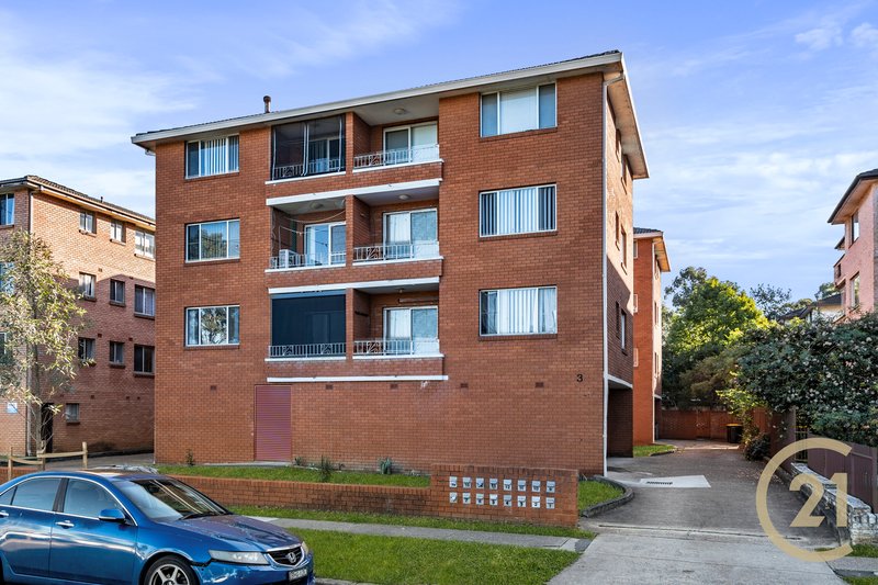 Photo - 6/3 Hart Street, Warwick Farm NSW 2170 - Image 6