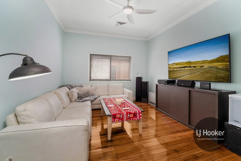 Photo - 63 Hawksview Street, Merrylands NSW 2160 - Image 6