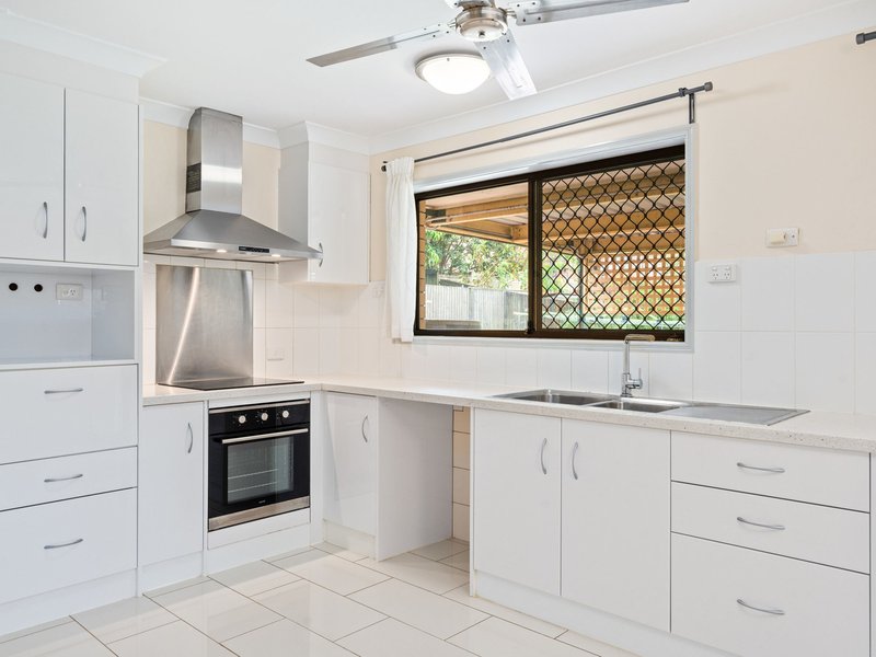 Photo - 63 Hellawell Road, Sunnybank Hills QLD 4109 - Image 5