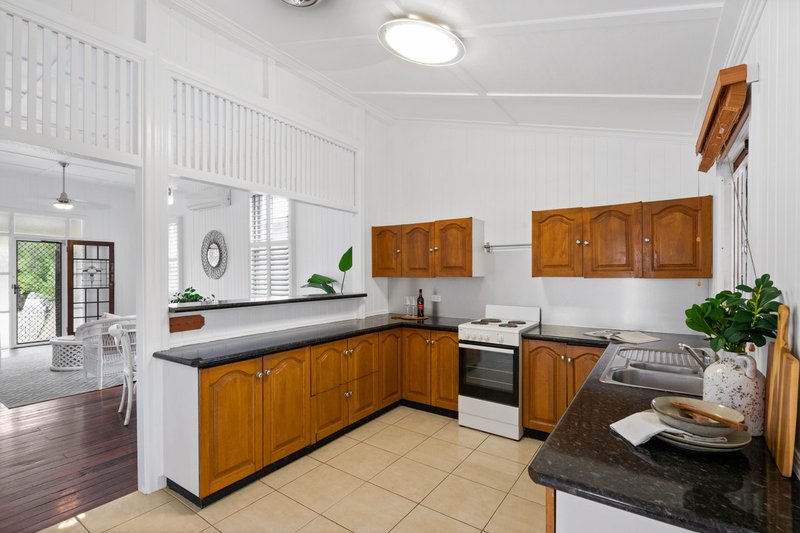 Photo - 63 Henry Street, Greenslopes QLD 4120 - Image 7