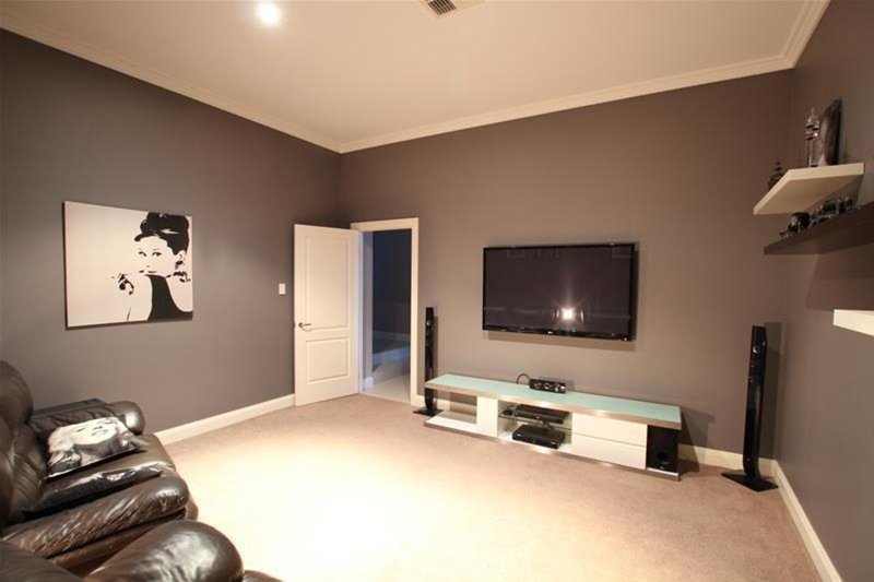 Photo - 63 Jackey Drive, Camden Park NSW 2570 - Image 5